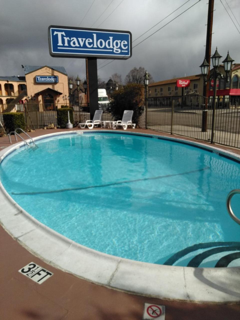 Travelodge By Wyndham Bishop Esterno foto
